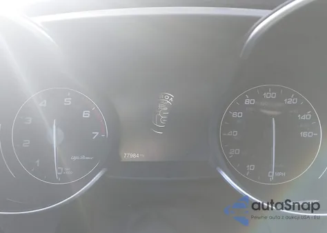 2017 Alfa Romeo Giulia Ti Awd z USA, uszkodzony, nr VIN ZARFAEEN4H7531736